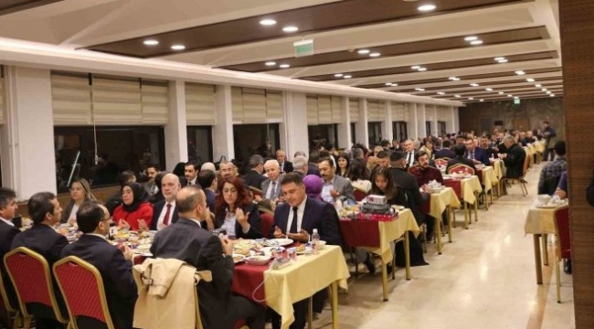 Ankara Adliyesi personeli ve depremzede aileler iftarda bir araya geldi