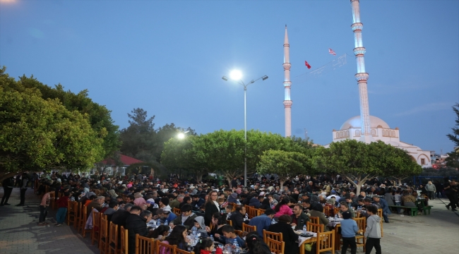 Cumhurbaşkanı Yardımcısı Oktay, Gazimağusa'da iftar programına katıldı