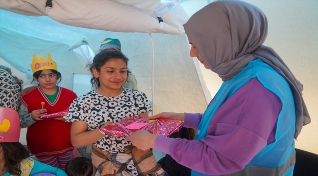 Diyarbakır'da çadır kentte depremzede çocuklar için etkinlik alanı oluşturuldu 