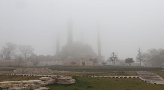 Edirne'de sis etkili oluyor