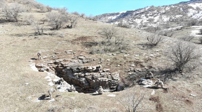 Eren Operasyonunda, terör örgütünün kış üslenmesini geçirdiği 3 katlı mağara imha edildi