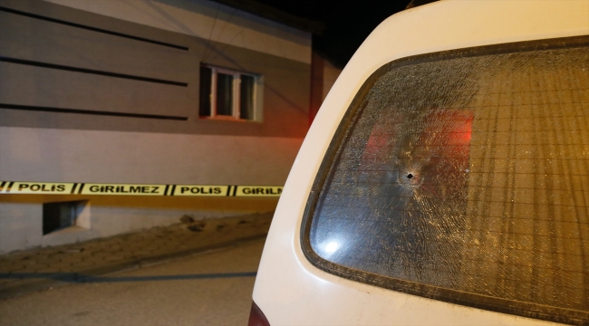 Eskişehir'de çıkan silahlı kavgada 2 kişi yaralandı 