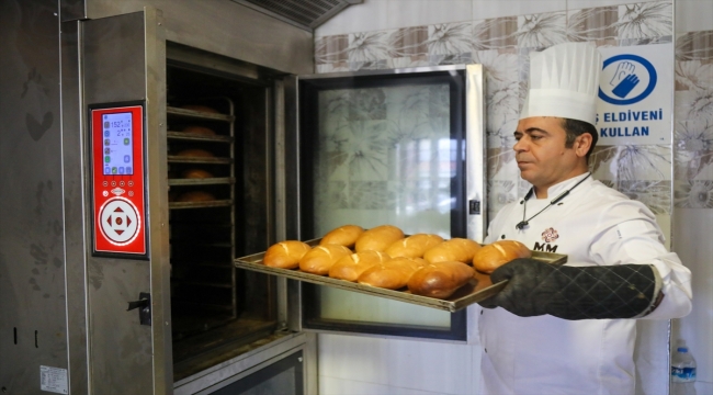 Gaziantep'te afetzede çölyak hastalarına 11 bin glütensiz ekmek dağıtıldı