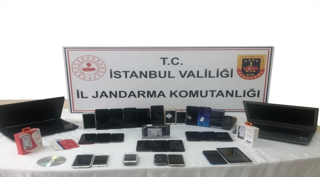 İstanbul'da alışveriş sitelerini kopyalayıp vatandaşları dolandıran 4 kişi yakalandı