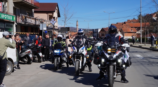 Sırbistan'dan umre ziyareti için yola çıkan 3 kişi, motosikletleriyle Mekke ve Medine'ye gidecek