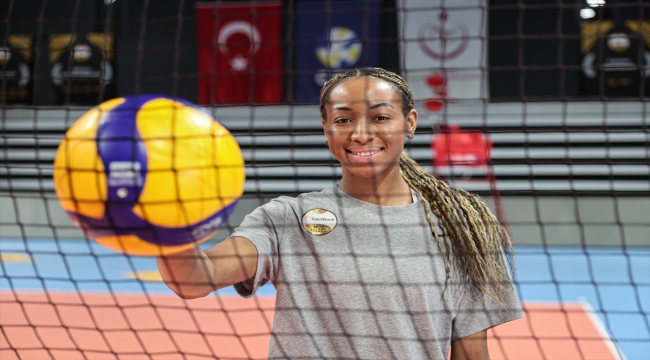 VakıfBank'ın ABD'li oyuncusu Ogbogu: "Türkiye, voleybol ve yaşamak için çok güzel"