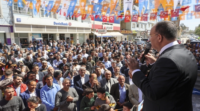 Adalet Bakanı Bozdağ, AK Parti Birecik Seçim İrtibat Bürosu'nun açılışında konuştu