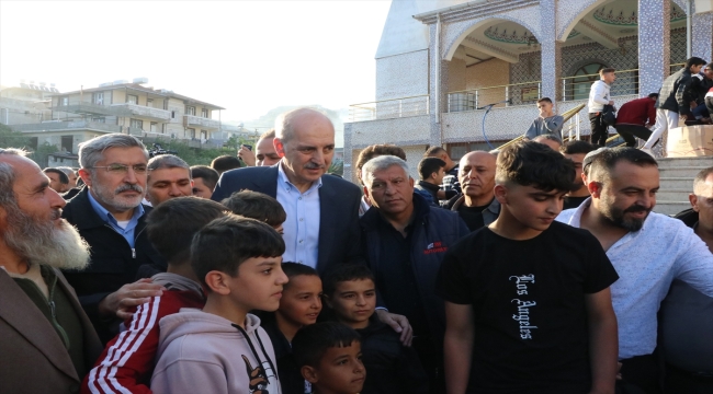 AK Parti Genel Başkanvekili Kurtulmuş, Hatay'da bayram namazının ardından konuştu