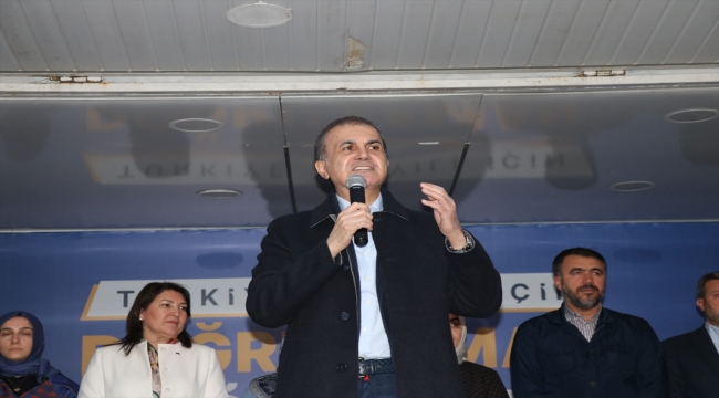 AK Parti Sözcüsü Ömer Çelik, Adana'da iftarda konuştu