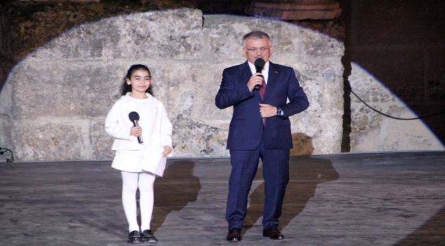 Aspendos Antik Tiyatrosu'nda 23 Nisan Çocuk Şenliği