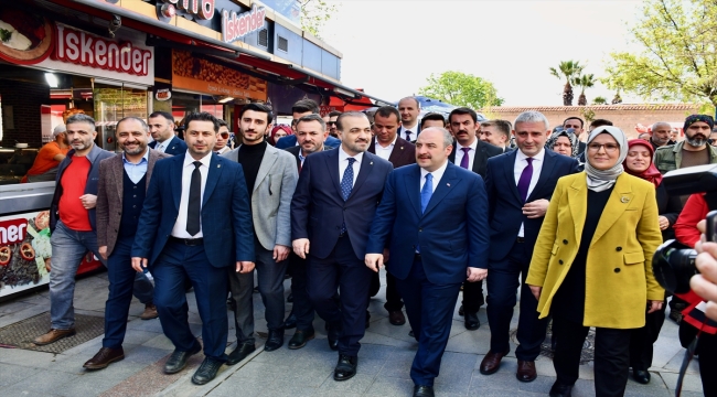 Bakan Varank, AK Parti Gebze Seçim Koordinasyon Merkezi açılışında konuştu