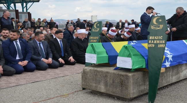 Bosna Savaşı'nın iki kurbanı daha törenle defnedildi