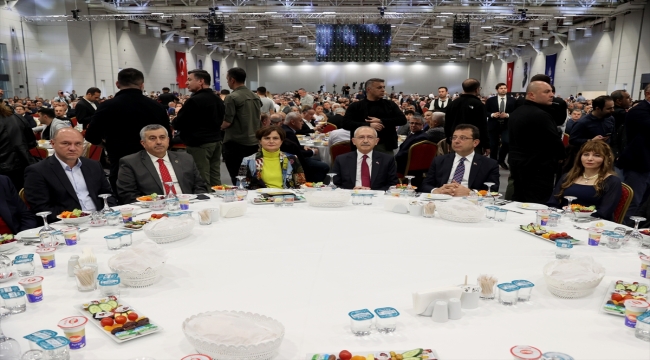 CHP Genel Başkanı Kılıçdaroğlu, ulaşım esnafıyla İstanbul'daki iftarda buluştu