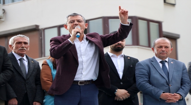 CHP Grup Başkanvekili Özgür Özel, Manisa'da partililere hitap etti