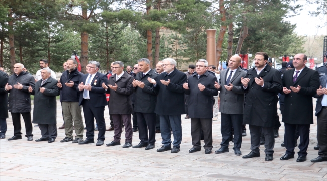 Erzurum'da çocukların şehitler için okuduğu hatmin duası yapıldı