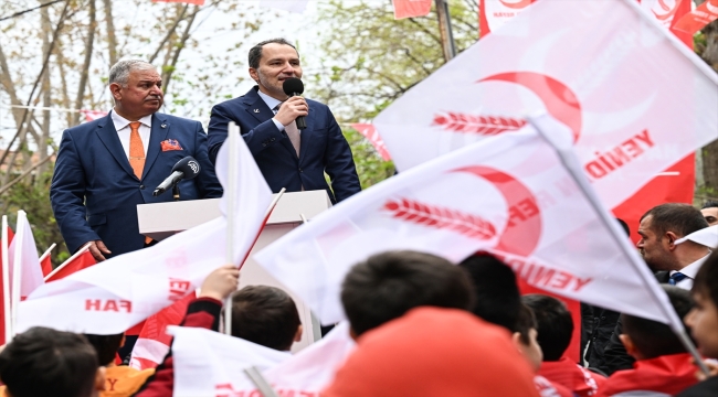 Fatih Erbakan partisinin Gaziosmanpaşa Seçim İrtibat Bürosu açılışında konuştu