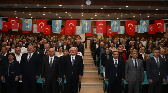 İYİ Parti İzmir milletvekili adayları tanıtıldı