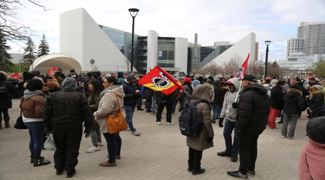 Kanada'da 155 bin kamu görevlisi greve gitti