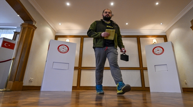 Rusya'da, Türkiye'deki 14 Mayıs seçimleri için oy kullanma işlemi başladı