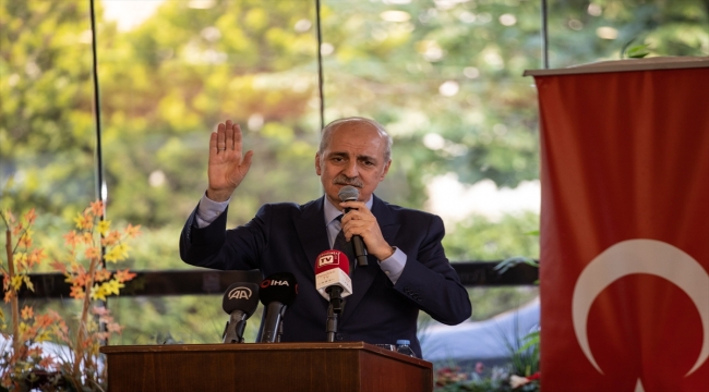 AK Parti'li Kurtulmuş, STK Temsilcileri ve Kanaat Önderleriyle İstişare Toplantısı'nda konuştu