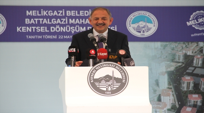 AK Parti'li Özhaseki, Kayseri'de Kentsel Dönüşüm Projesi Tanıtım Töreni'nde konuştu