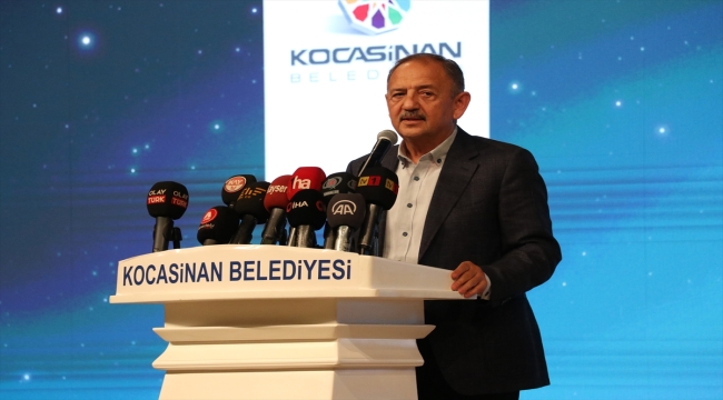 AK Parti'li Özhaseki, Kayseri'de KOCAFEST Ödül Töreni'nde konuştu