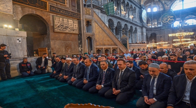 Ayasofya-i Kebir Cami-i Şerifi'nde İstanbul'un fethi için mevlit okutuldu