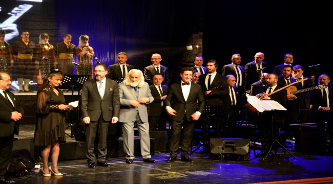 Bursa'da "Aşık Veysel Yılı" konseri düzenlendi