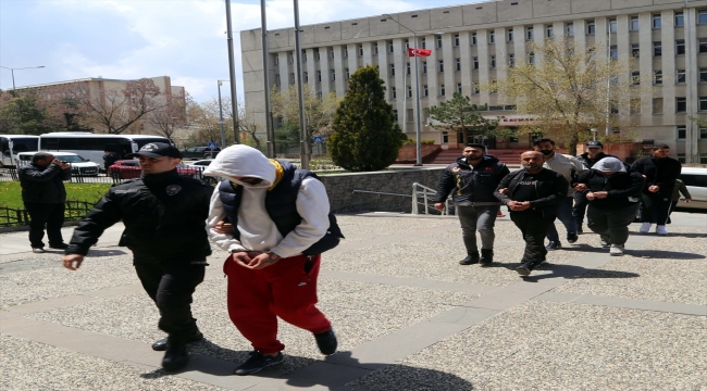 Erzurum merkezli "hayat sigortası" dolandırıcılığı operasyonunda 22 gözaltı