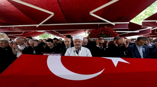 Eski Emniyet Müdürü Adil Serdar Saçan'ın cenazesi toprağa verildi
