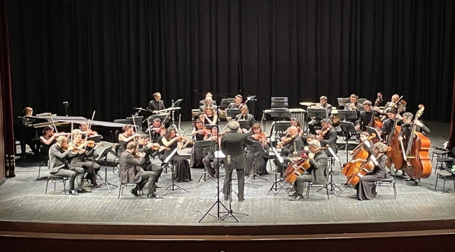 Gedik Filarmoni Orkestrası, sezon kapanış konserini Kadıköy'de verdi