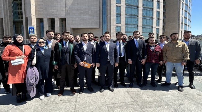 AK Parti İstanbul Gençlik Kollarının "silah dağıttığı" iddialarına ilişkin paylaşıma suç duyurusu