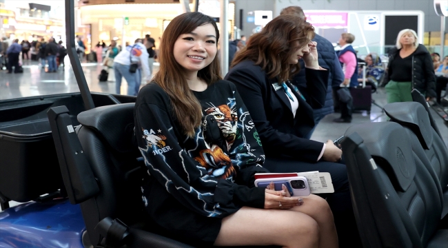 İstanbul Havalimanı'nın 200 milyonuncu yolcusu Malezyalı Lee oldu