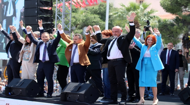 İYİ Parti Genel Başkanı Akşener, Manisa mitinginde konuştu