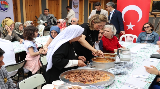 Karabük'ün yöresel lezzeti "Yazıköy keşkeği" tanıtıldı