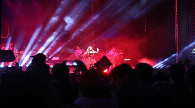 Karsu Samsun'da "Gençlik Konseri" verdi