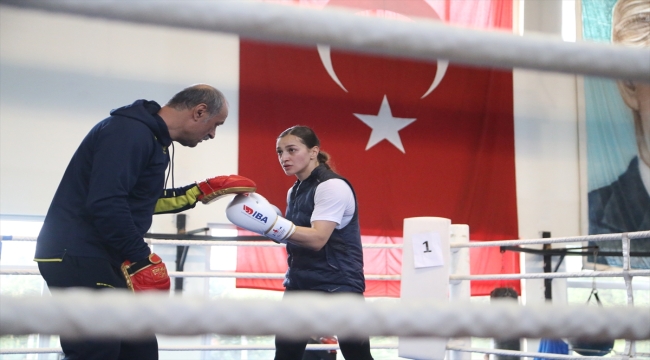 Milli boksör Buse Naz, Avrupa Oyunları'nda olimpiyat kotası için yumruk sallayacak: