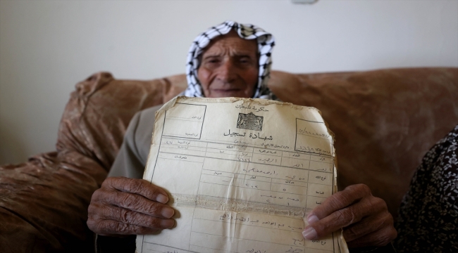 Nekbe'nin tanığı Filistinli yaşlı çift, topraklarına "dönüş" umudunu hala koruyor