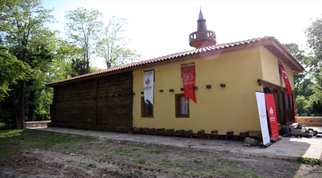 Sakarya'da yenilenen 700 yıllık tarihi cami ibadete açıldı