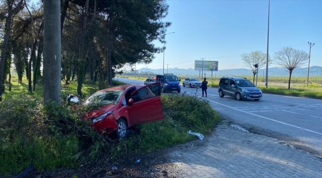 Samsun'da şarampole düşen otomobildeki 1 kişi öldü, 3 kişi yaralandı