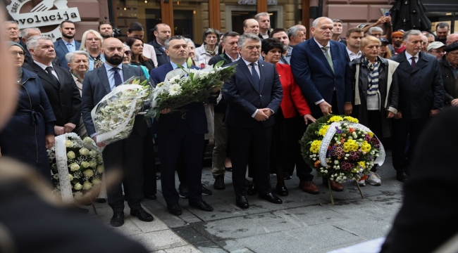 Saraybosna'daki "Ferhadiye Katliamı"nda hayatını kaybedenler için tören düzenlendi