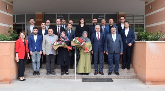 Şehit savcının ismi konferans salonuna verildi