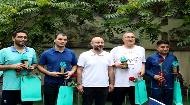 Tahran Yunus Emre Enstitüsü'nde masa tenisi turnuvası düzenlendi