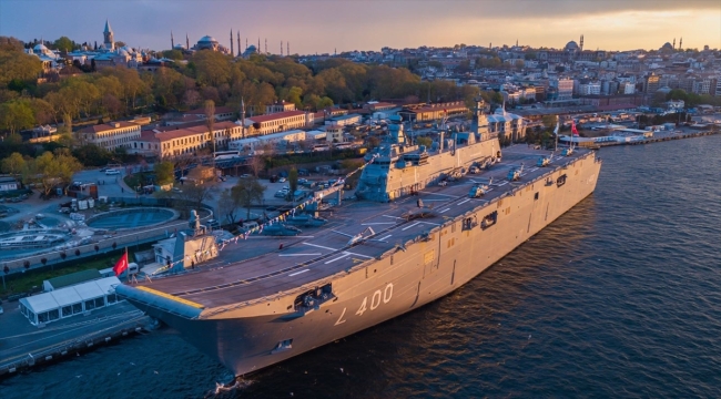 TCG Anadolu, İstanbul ve İzmir'deki limanlarda 400 bin vatandaşla buluştu