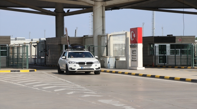 Avrapa'da yaşayan Türkler, Kurban Bayramı için yurda gelmeyi sürdürüyor