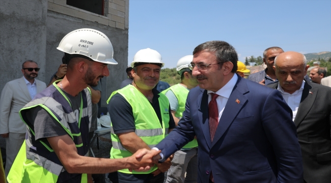 Cumhurbaşkanı Yardımcısı Yılmaz, Kahramanmaraş'ta konuştu