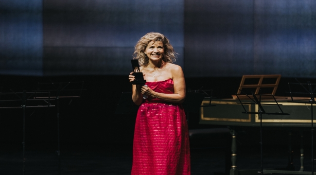 İstanbul Müzik Festivali'nde "Yaşam Boyu Başarı Ödülü" Anne Sophie Mutter'e verildi