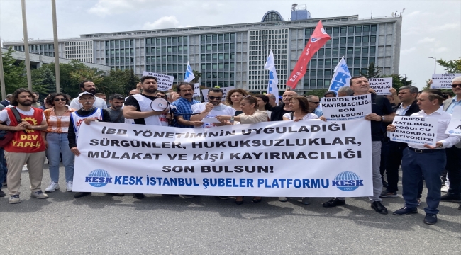 KESK üyelerinin İBB önündeki basın açıklamasında arbede çıktı