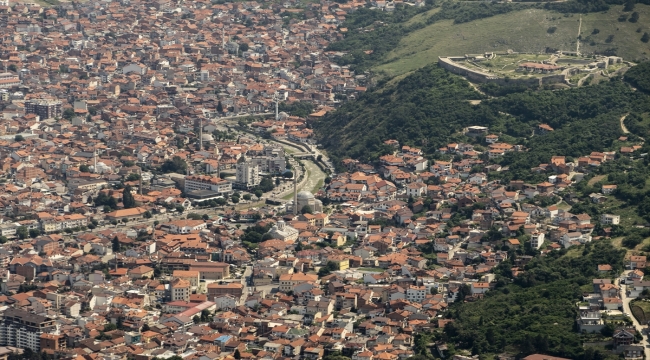 KFOR, Kosova'nın kuzeyinde güvenliği sağlamak için devriye faaliyetini sürdürüyor