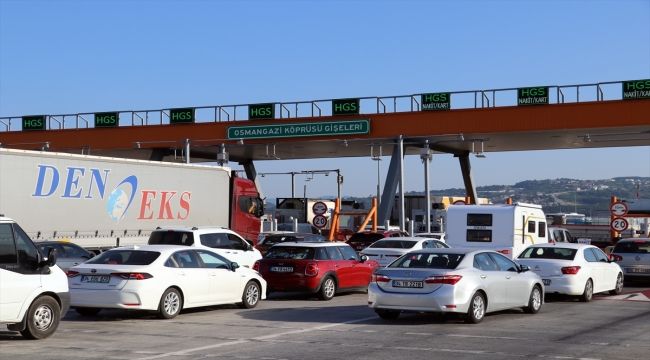 Osmangazi Köprüsü'nde Kurban Bayramı tatili hareketliliği başladı